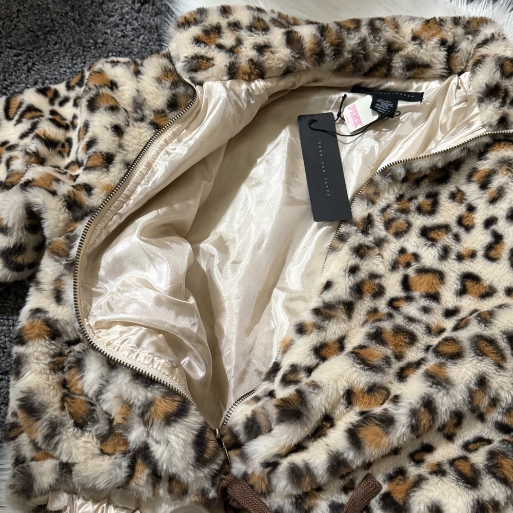 VS PINK Faux Fur Jacket - Picture 7 of 15
